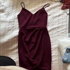 Elegant Burgundy Spaghetti Strap Dress